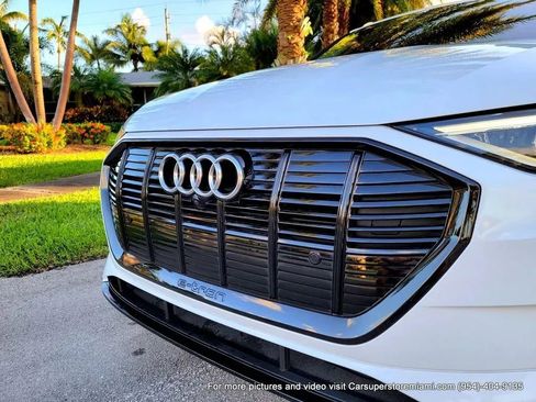 Used 2021 Audi e-tron Premium Plus w/ Premium Plus Package image 81