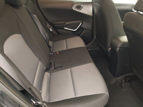 Used 2025 Kia Soul LX w/ LX Technology Package image 19