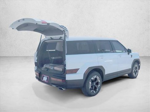 New 2026 Hyundai Santa Fe SE image 2
