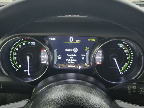 Used 2023 Jeep Wrangler Unlimited AWD/4WD image 23