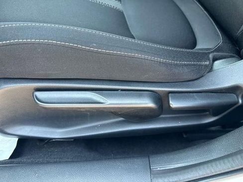Certified 2019 Honda Civic LX image 4
