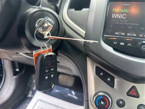 Used 2013 Chevrolet Sonic LTZ FWD image 33