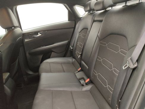 Used 2024 Kia Forte GT-Line image 18