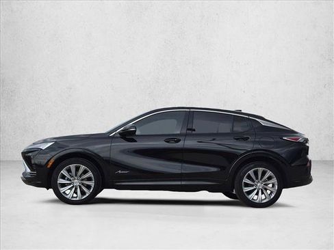 Used 2025 Buick Envista Avenir FWD image 9