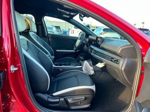 New 2025 Kia K4 GT-Line Turbo w/ GT-Line Premium Package FWD image 23