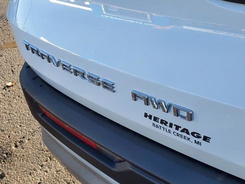 New 2026 Chevrolet Traverse LT w/ LPO, Floor Liner Package image 27
