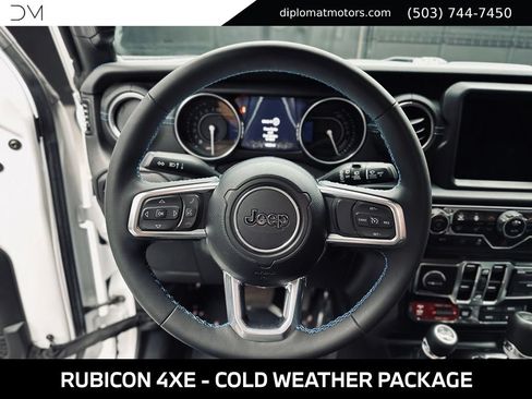 Used 2023 Jeep Wrangler Unlimited Rubicon 4xe w/ Cold Weather Group AWD/4WD image 24
