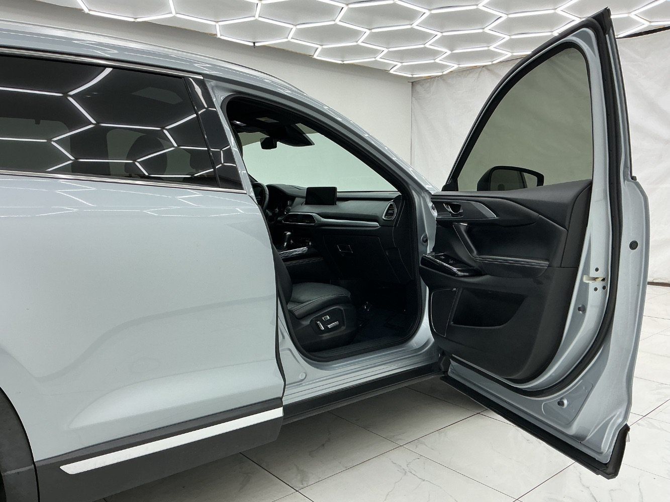 Used 2021 MAZDA CX-9 Grand Touring FWD image 17