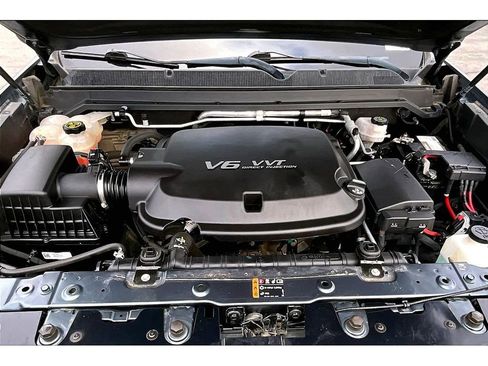 Used 2020 Chevrolet Colorado ZR2 image 28