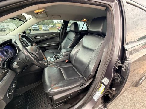 Used 2016 Chrysler 300 Limited AWD/4WD image 11