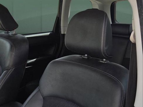 Used 2018 Subaru Forester 2.5i Premium image 12