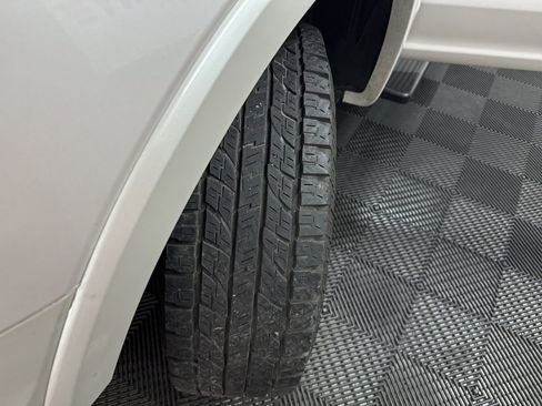 Used 2016 Ford F150 Lariat w/ Equipment Group 502A Luxury image 38