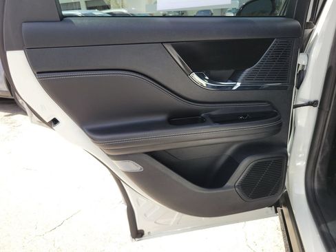 Certified 2022 Lincoln Corsair FWD w/ Equipment Group 101A image 10