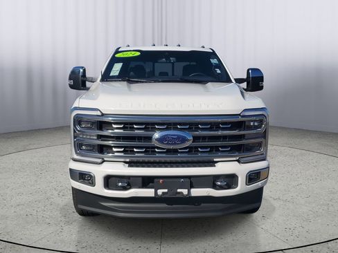 Used 2024 Ford F350 Platinum image 9