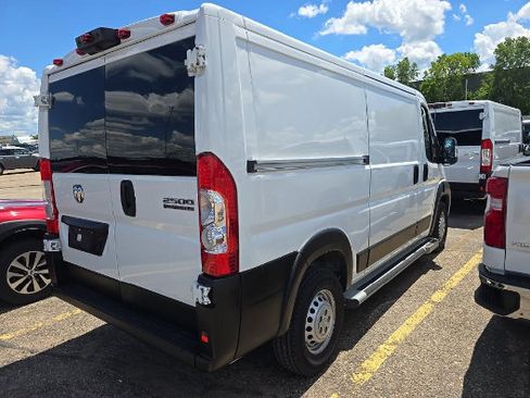 Used 2025 RAM ProMaster 2500 w/ U-Haul Equipment Group FWD image 3