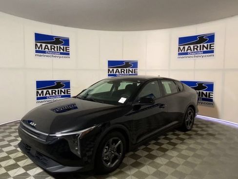 Used 2025 Kia K4 FWD image 6