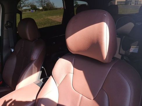 Used 2023 Kia Telluride SX image 8