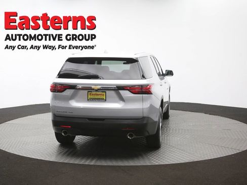 Used 2022 Chevrolet Traverse LS AWD/4WD image 38