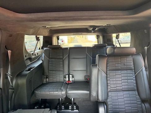 Used 2024 Cadillac Escalade ESV Sport Platinum w/ LPO, ONYX Package image 29