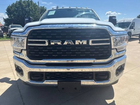 Used 2024 RAM 3500 Lone Star AWD/4WD image 2