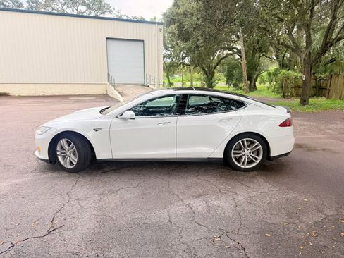 Used 2013 Tesla Model S Performance image 8
