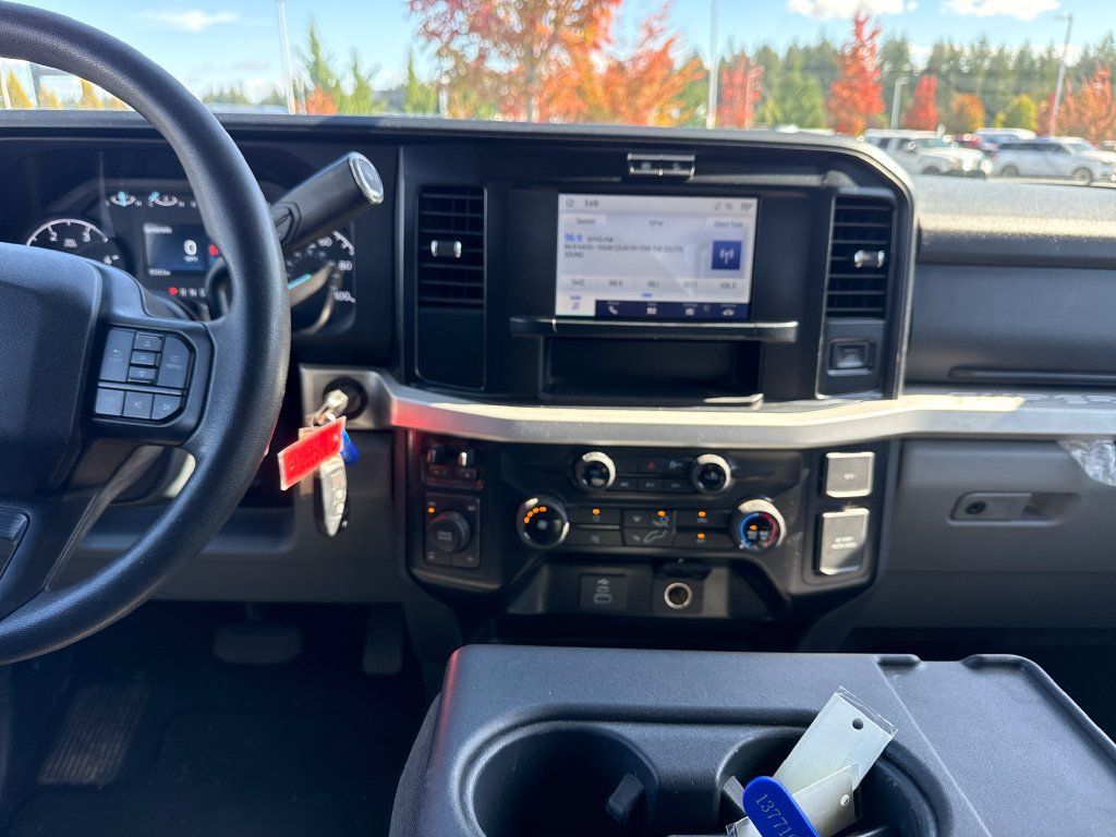 Used 2025 Ford F250 XLT w/ FX4 Off-Road Package AWD/4WD image 24