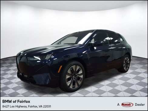 New 2026 BMW iX xDrive60 image 1
