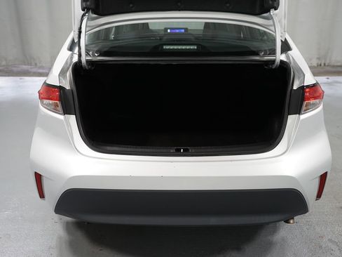 Certified 2024 Toyota Corolla LE image 31