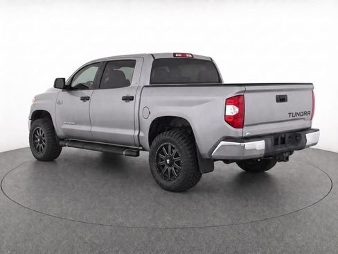 Used 2015 Toyota Tundra SR5 w/ T4 Package RWD image 7