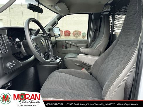 Used 2024 Chevrolet Express 2500 w/ Driver Convenience Package image 19