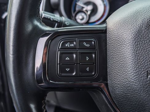 Used 2022 RAM 3500 Limited image 32