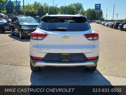 Used 2024 Chevrolet TrailBlazer LT w/ Driver Confidence Package AWD/4WD image 4