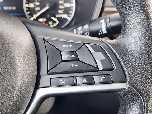 Used 2023 Nissan Altima 2.5 SV image 28