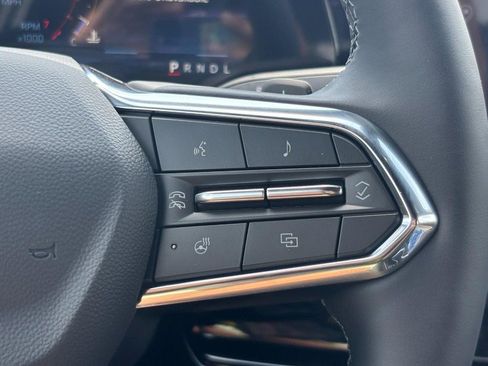 New 2026 Chevrolet Equinox LT w/ Convenience Package II FWD image 13
