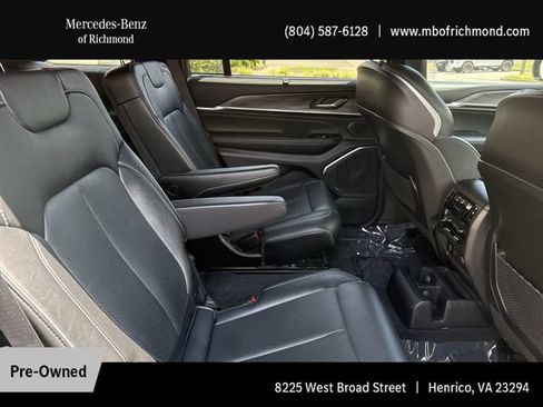 Used 2024 Jeep Grand Cherokee L Overland w/ Advanced Protech Group III AWD/4WD image 16