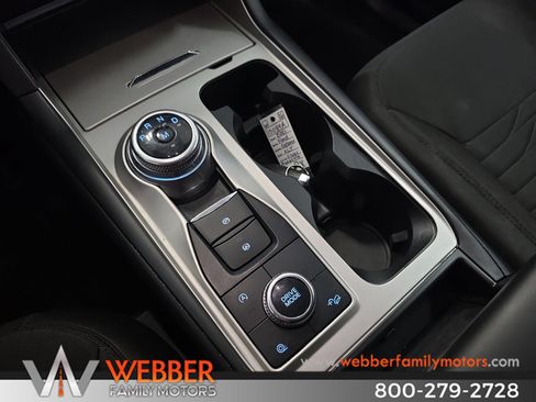 Used 2021 Ford Explorer XLT w/ Class III Trailer Tow Package AWD/4WD image 21