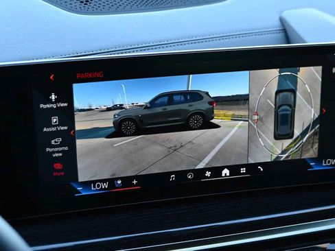 New 2026 BMW X5 xDrive50e w/ M Sport Package image 24