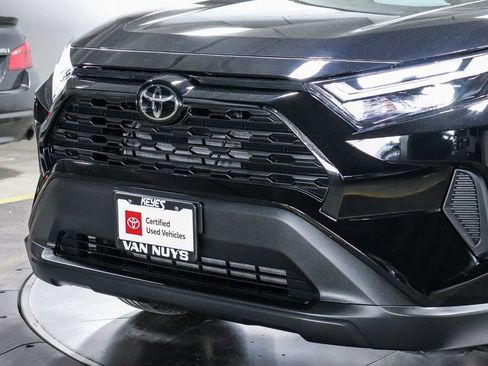Certified 2025 Toyota RAV4 XLE w/ Convenience Package FWD image 9