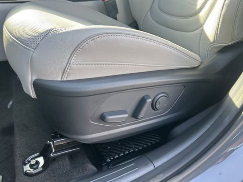 New 2026 Hyundai Tucson Limited image 12