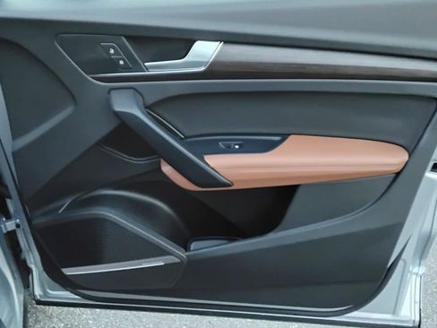 Certified 2025 Audi Q5 e Premium Plus w/ Premium Plus Package image 26