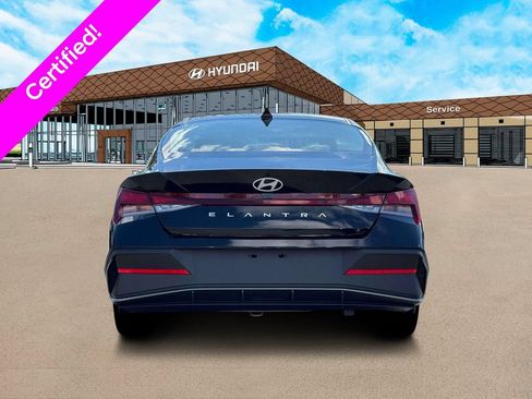 Used 2026 Hyundai Elantra SE FWD image 6