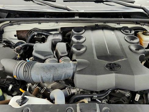 Used 2020 Toyota 4Runner Limited image 28