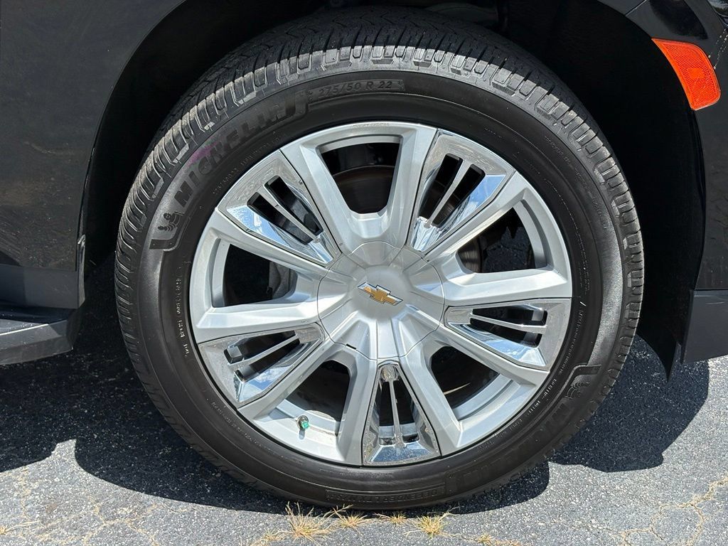 Used 2021 Chevrolet Tahoe High Country AWD/4WD image 29