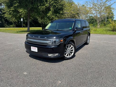 Used 2018 Ford Flex Limited w/ Equipment Group 301A AWD/4WD image 30