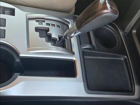 Used 2018 Toyota 4Runner Limited image 17