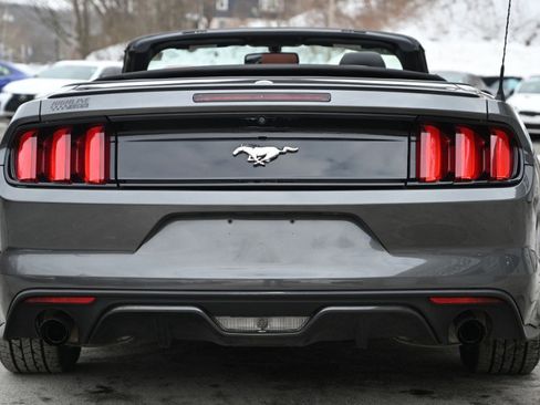 Used 2016 Ford Mustang Premium image 4