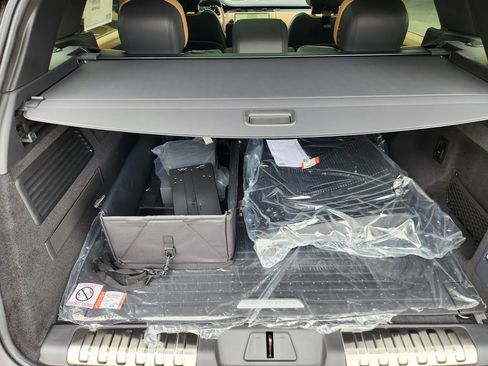 New 2026 Land Rover Range Rover Sport Dynamic SE AWD/4WD image 14