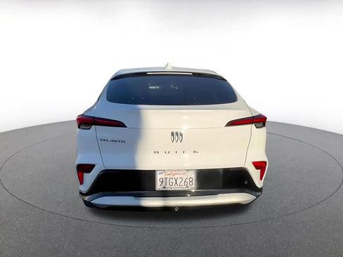 Used 2025 Buick Envista Sport Touring image 12