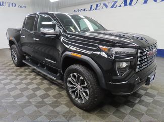 Used 2023 GMC Canyon Denali video 3