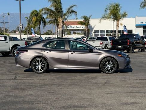 Used 2024 Toyota Camry SE FWD image 4